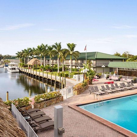 Ramada By Wyndham Sarasota Waterfront Hotel Kültér fotó
